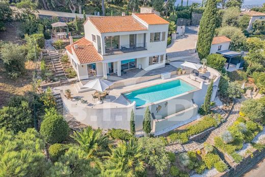 Sainte-Maxime, Varのヴィラ