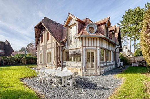 Maison de luxe à Tourgeville, Calvados