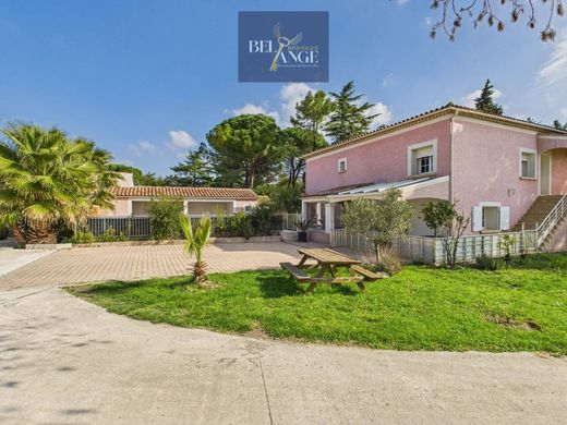 호화 저택 / Bagard, Gard