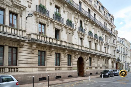 Residential complexes in Roanne, Loire