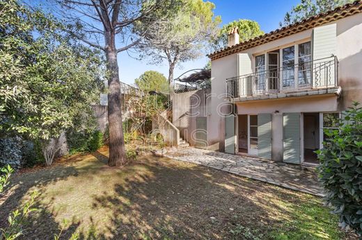 Luksusowy dom w La Motte, Var