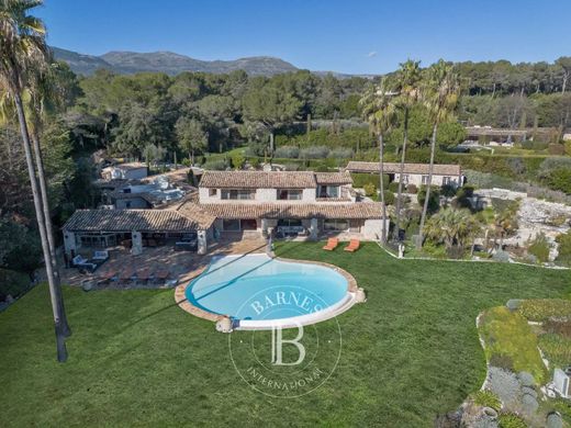 Villa in La Colle-sur-Loup, Alpes-Maritimes