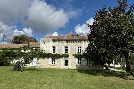 Casa di lusso a Angoulême, Charente