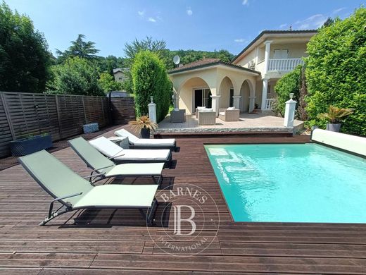 Casa di lusso a Neyron, Ain