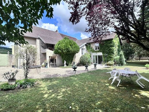 Maison de luxe à Beaune, Côte-d'Or