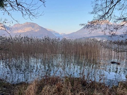 Hotel w Annecy, Haute-Savoie