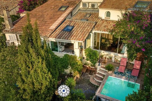 Luxus-Haus in Cagnes-sur-Mer, Alpes-Maritimes