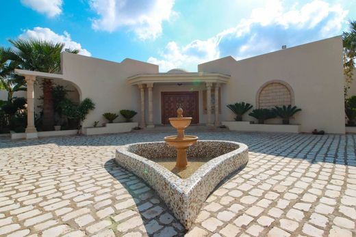 Villa in Sidi Tabet, Gouvernorat de l’Ariana