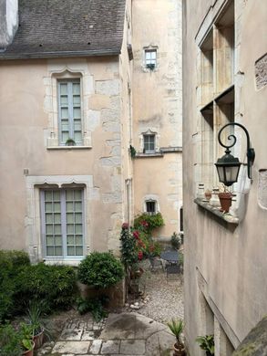 Apartment / Etagenwohnung in Beaune, Cote d'Or