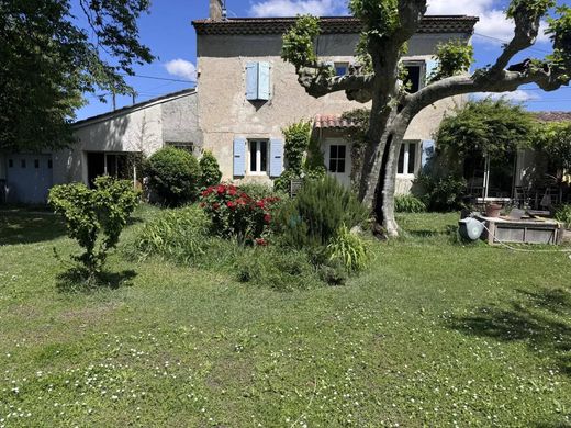 Luxus-Haus in Montélimar, Drôme