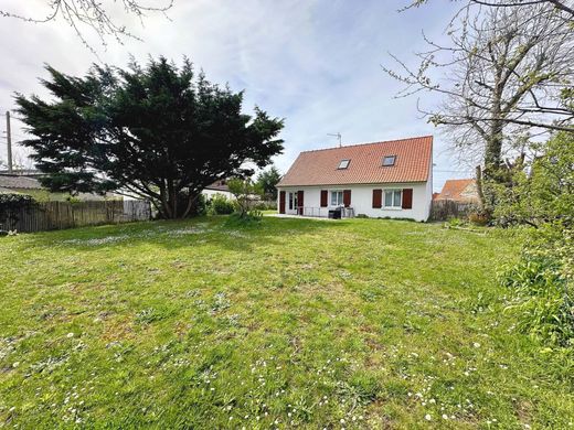 Luxury home in Fort-Mahon-Plage, Somme