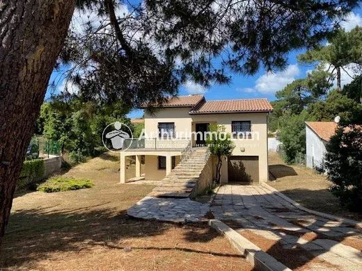 Luxury home in Ozoir-la-Ferrière, Seine-et-Marne
