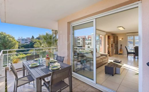 ‏דירה ב  אנטיב, Alpes-Maritimes