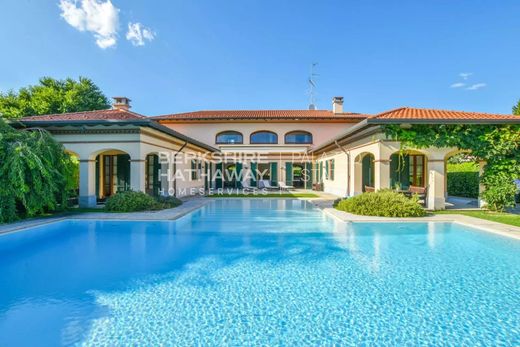 Gallarate, Provincia di Vareseのヴィラ