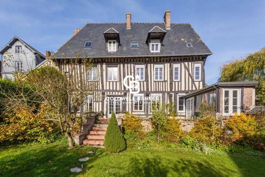Luxury home in Bernay, Eure