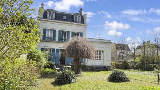 Casa de lujo en Chatou, Yvelines