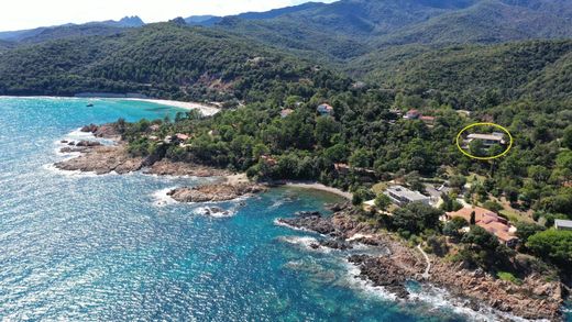 ﻓﻴﻼ ﻓﻲ Sari-Solenzara, South Corsica