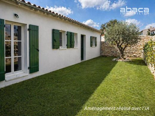 Casa di lusso a Le Bois-Plage-en-Ré, Charente-Maritime