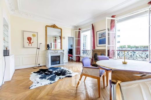 Appartement in Champs-Elysées, Madeleine, Triangle d’or, Paris