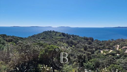 Rayol-Canadel-sur-Mer, Varの土地