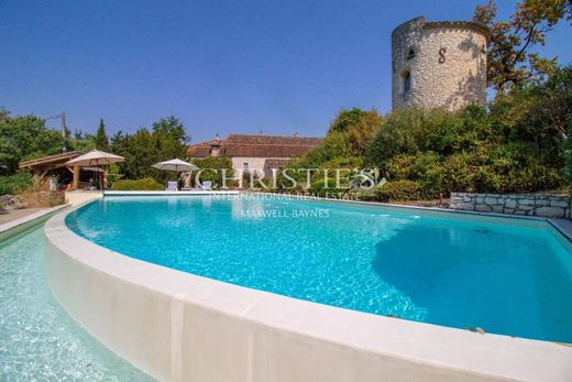 Castle in Monflanquin, Lot-et-Garonne
