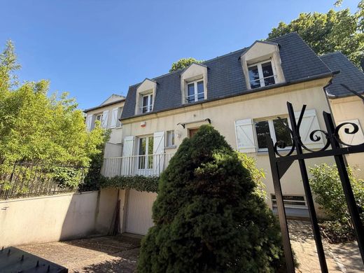 Casa di lusso a Clamart, Hauts-de-Seine