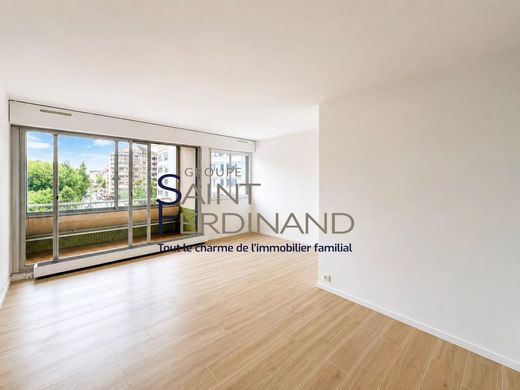 Apartment / Etagenwohnung in Motte-Picquet, Commerce, Necker, Paris