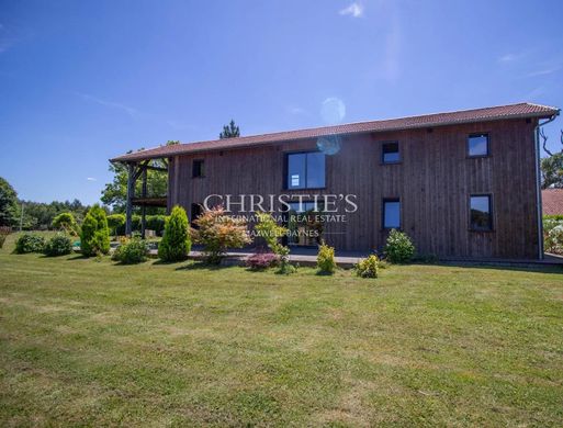 Элитный дом, Bazas, Gironde