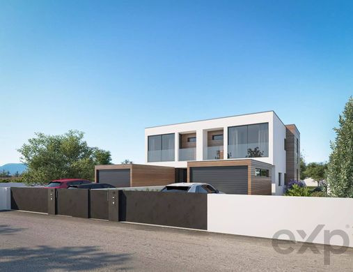 Luxus-Haus in Aradas, Aveiro