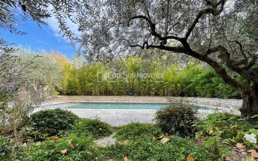 Luxury home in Mormoiron, Vaucluse