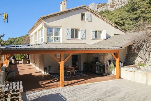 Casa di lusso a Caille, Alpi Marittime