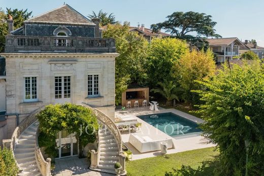 Luxury home in Bordeaux, Gironde