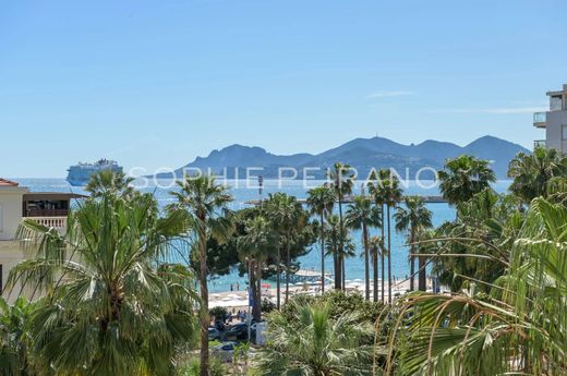 아파트 / 칸, Alpes-Maritimes