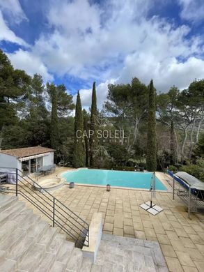 Maison de luxe à Taillades, Vaucluse