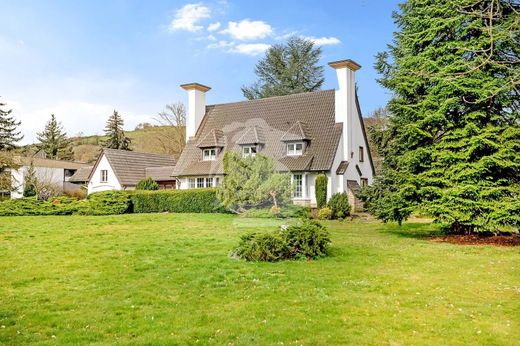 Luxury home in Ingeldorf, Erpeldange