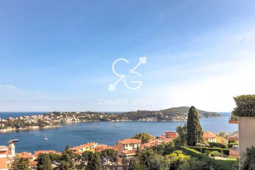 Villefranche-sur-Mer, Alpes-Maritimesのアパートメント