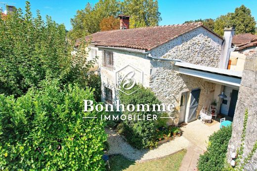 Maison de luxe à Saint-Selve, Gironde