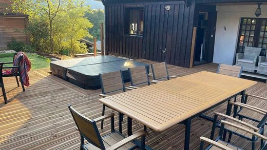 Montriond, Haute-Savoieのシャレー