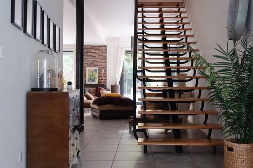 منزل ﻓﻲ Arles, Bouches-du-Rhône