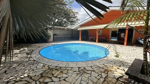 Luxus-Haus in Rémire-Montjoly, Arrondissement de Cayenne