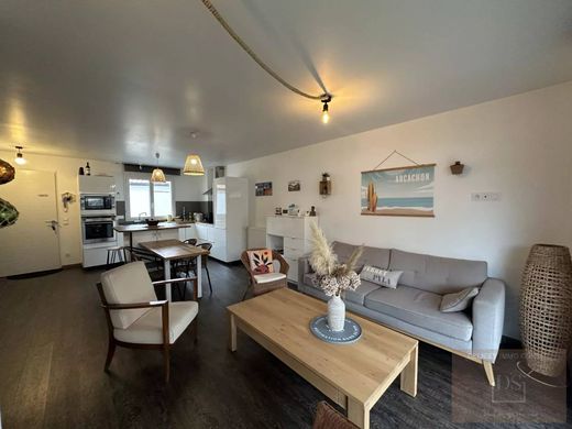 Luxus-Haus in Gujan-Mestras, Gironde