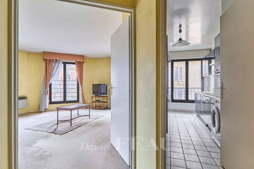 Apartment in Monceau, Courcelles, Ternes, Paris