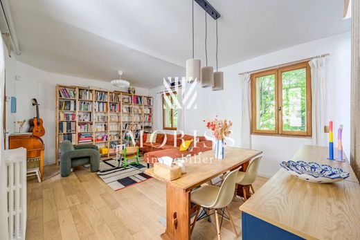 Luxury home in Saint-Denis, Seine-Saint-Denis