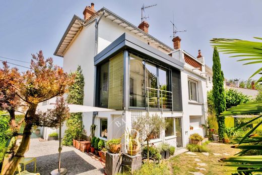 Maison de luxe à Le Bouscat, Gironde