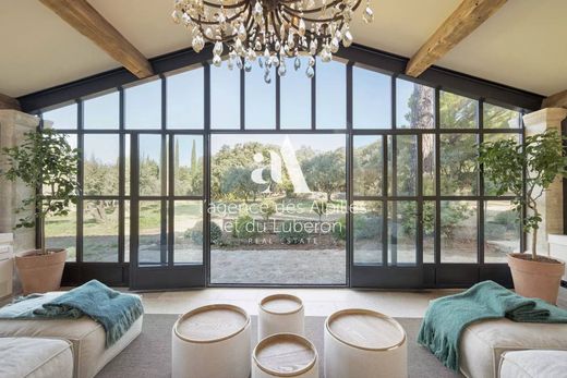 Rural or Farmhouse in Gordes, Vaucluse