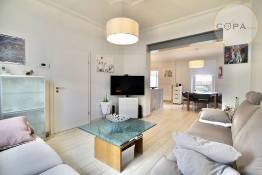 Luxury home in Bettembourg, Canton d'Esch-sur-Alzette