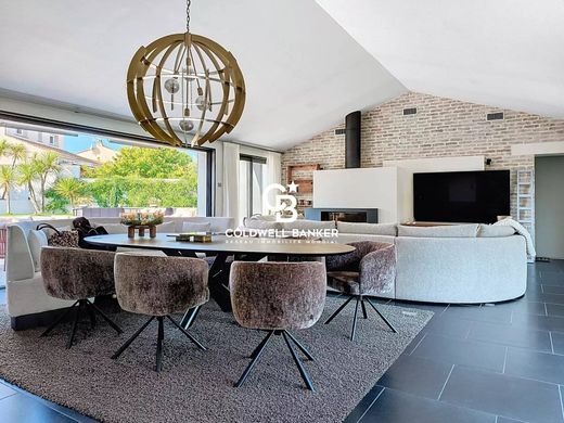 Luxus-Haus in Les Sables-d'Olonne, Vendée