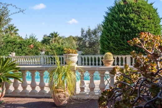 Casa di lusso a Sainte-Maxime, Var