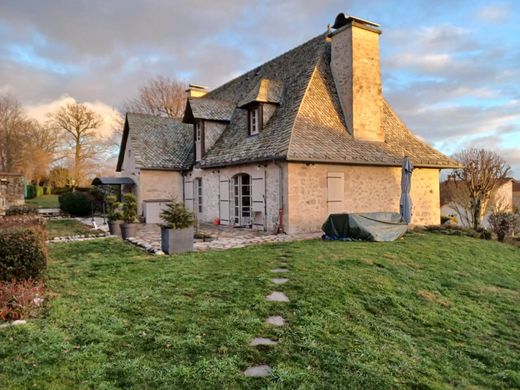 Casa de lujo en Aurillac, Cantal