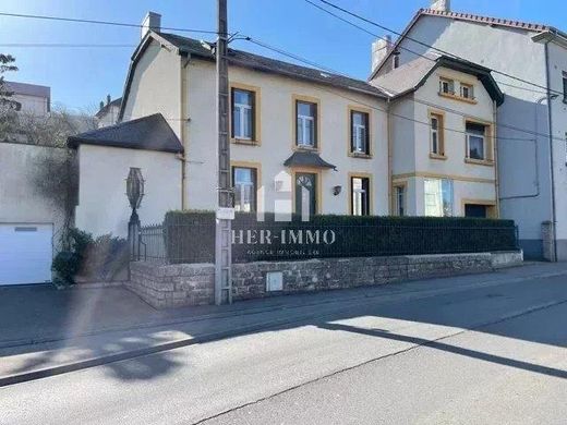 Luxe woning in Audun-le-Tiche, Moselle